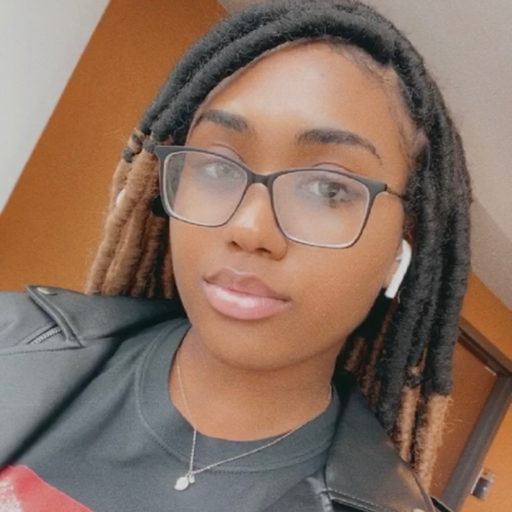 Meet your Posher, Daria